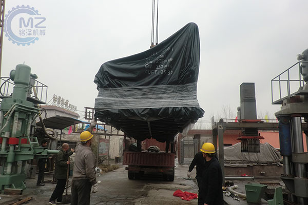 600噸火車(chē)輪軸壓裝機(jī)發(fā)貨現(xiàn)場(chǎng)